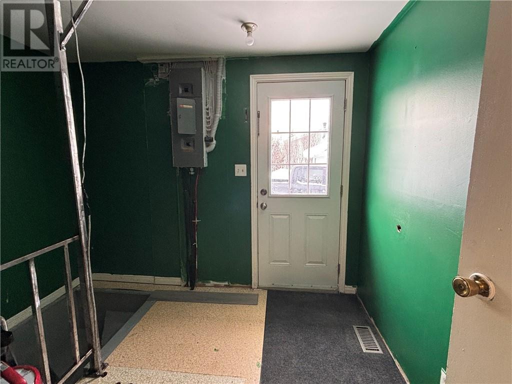 93 Sturgeon Street, Dowling, Ontario  P0M 1R0 - Photo 4 - 2126196