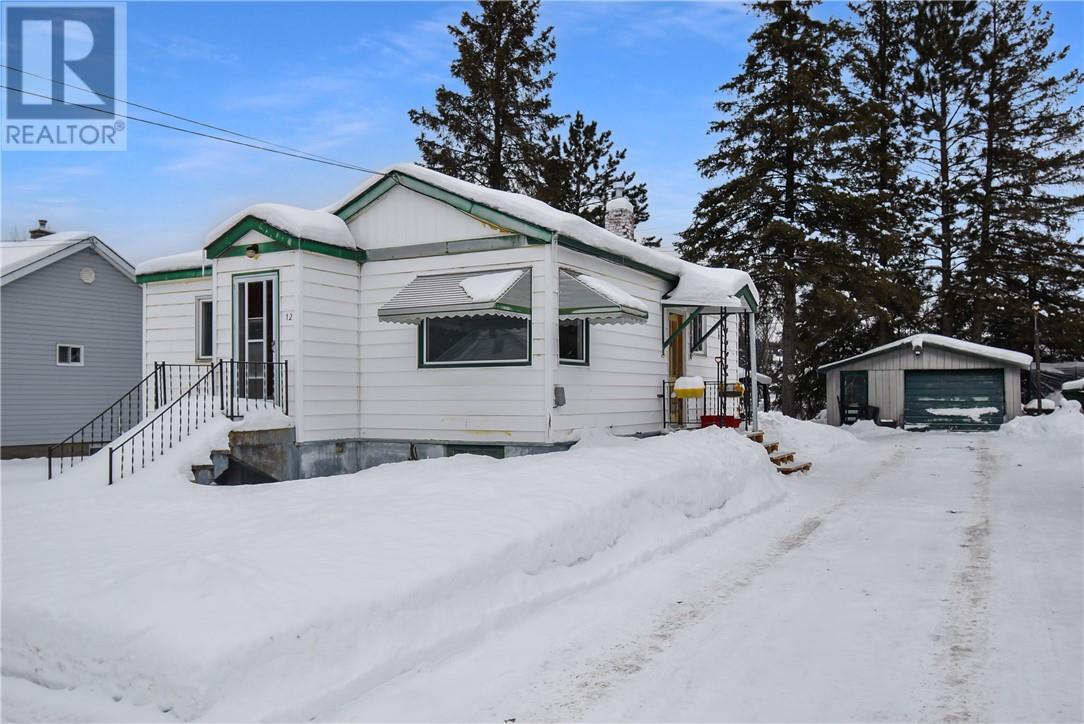 12 Riverview Avenue, Levack, Ontario  P0M 2C0 - Photo 2 - 2126184