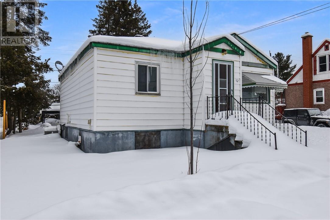 12 Riverview Avenue, Levack, Ontario  P0M 2C0 - Photo 3 - 2126184