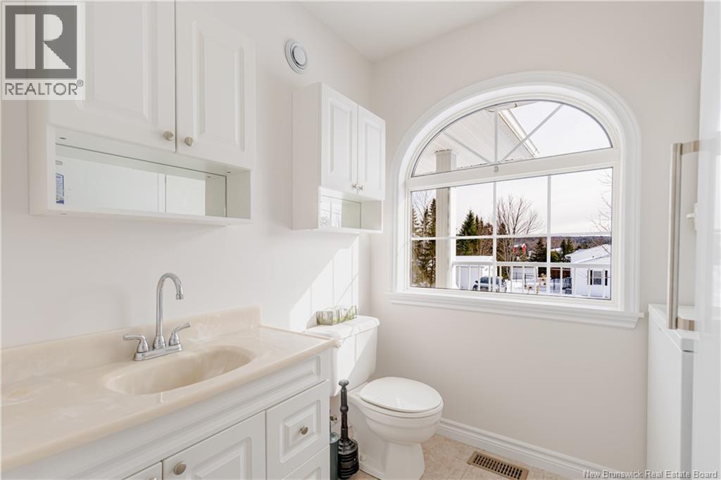 66 Granada Avenue, Fredericton, New Brunswick  E3A 5T5 - Photo 21 - NB131789