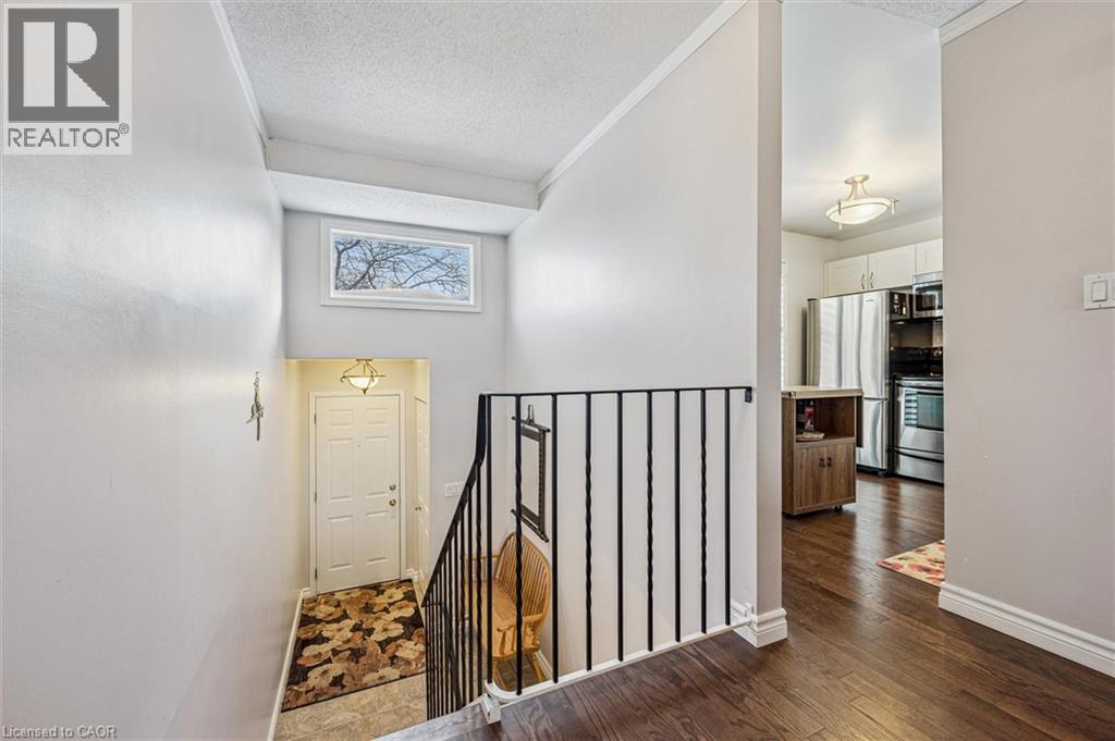 205 Highland Crescent Unit# 32, Kitchener, Ontario  N2M 5L7 - Photo 3 - 40799920