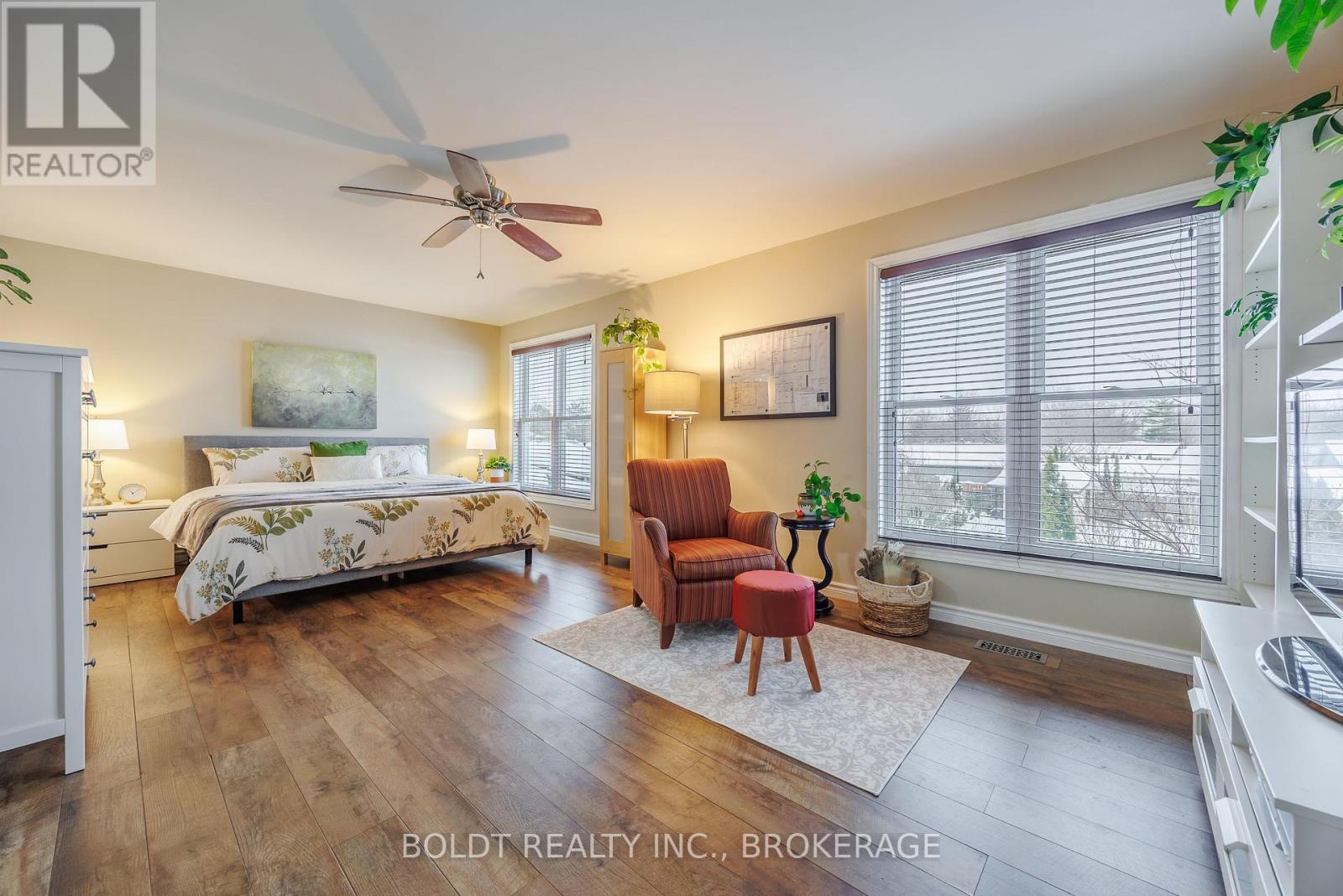 25 Neptune Drive, St. Catharines, Ontario  L2M 2S3 - Photo 16 - X12728438