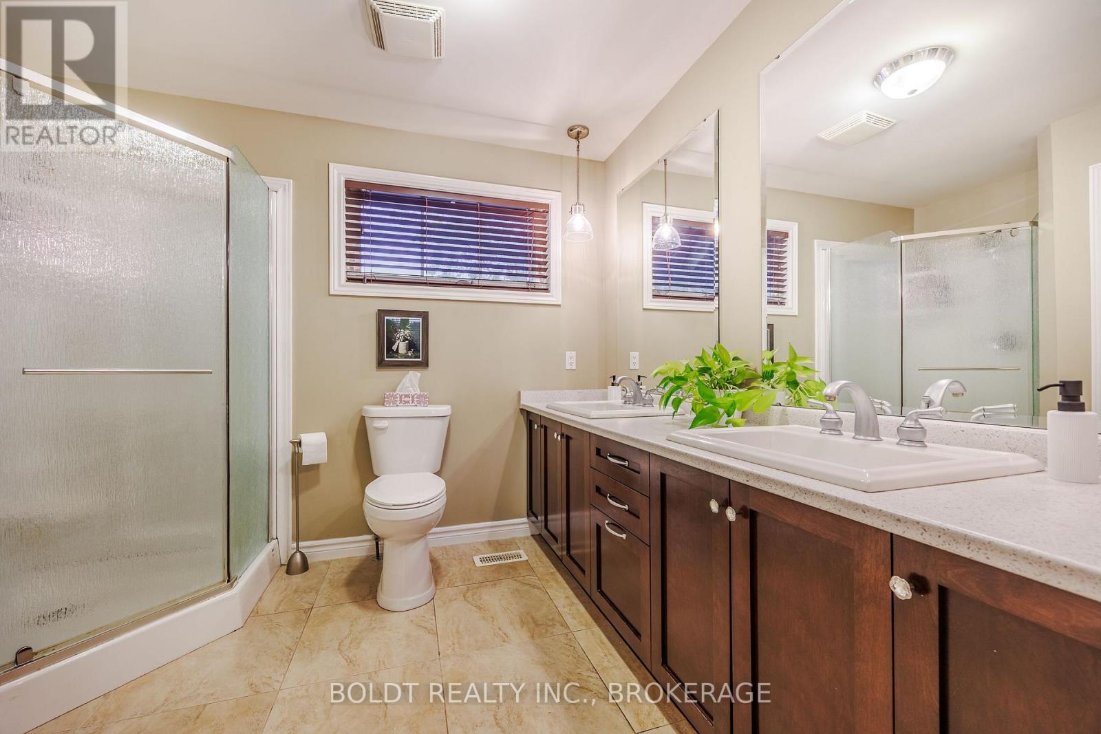 25 Neptune Drive, St. Catharines, Ontario  L2M 2S3 - Photo 19 - X12728438