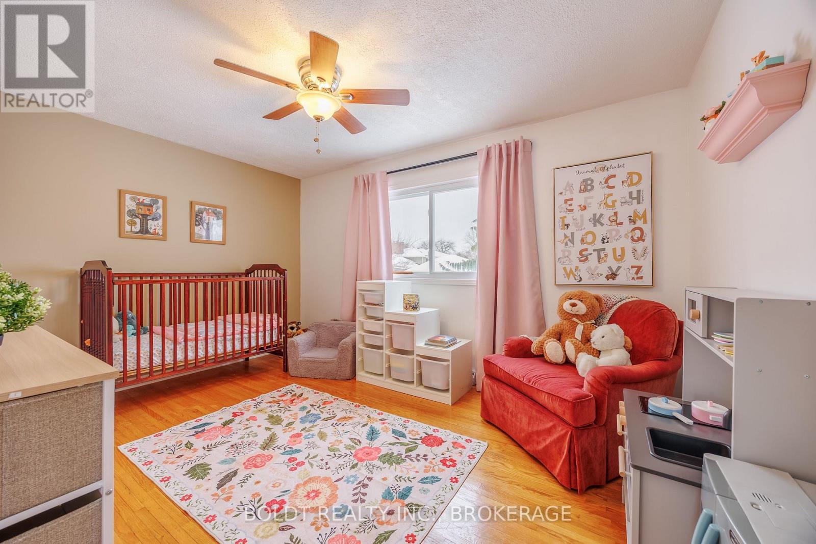 25 Neptune Drive, St. Catharines, Ontario  L2M 2S3 - Photo 21 - X12728438