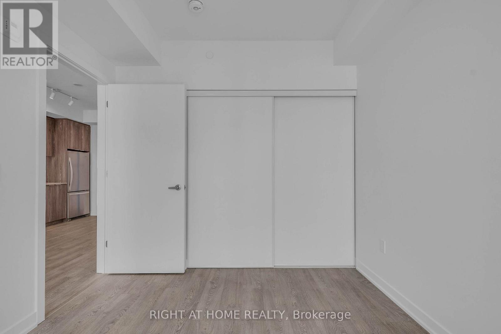 607 - 750 Whitlock Avenue, Milton, Ontario  L9E 1M4 - Photo 11 - W12728450