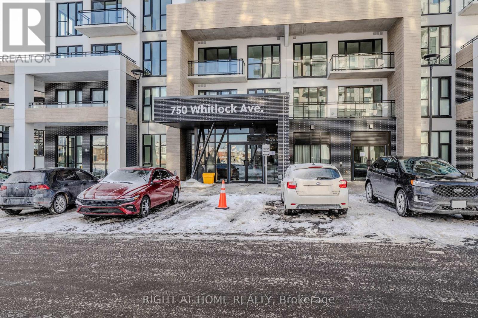 607 - 750 Whitlock Avenue, Milton, Ontario  L9E 1M4 - Photo 3 - W12728450