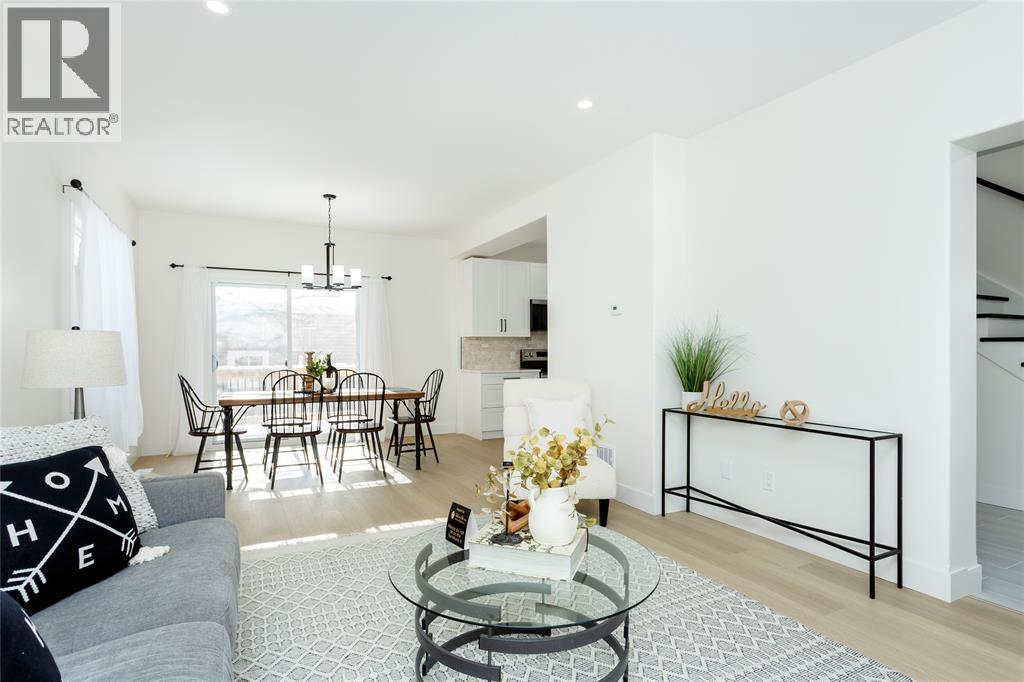 401 Devine Street, Sarnia, Ontario  N7T 1V6 - Photo 10 - 26001253