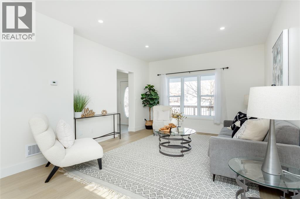 401 Devine Street, Sarnia, Ontario  N7T 1V6 - Photo 12 - 26001253