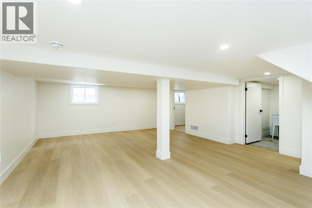 401 Devine Street, Sarnia, Ontario  N7T 1V6 - Photo 34 - 26001253