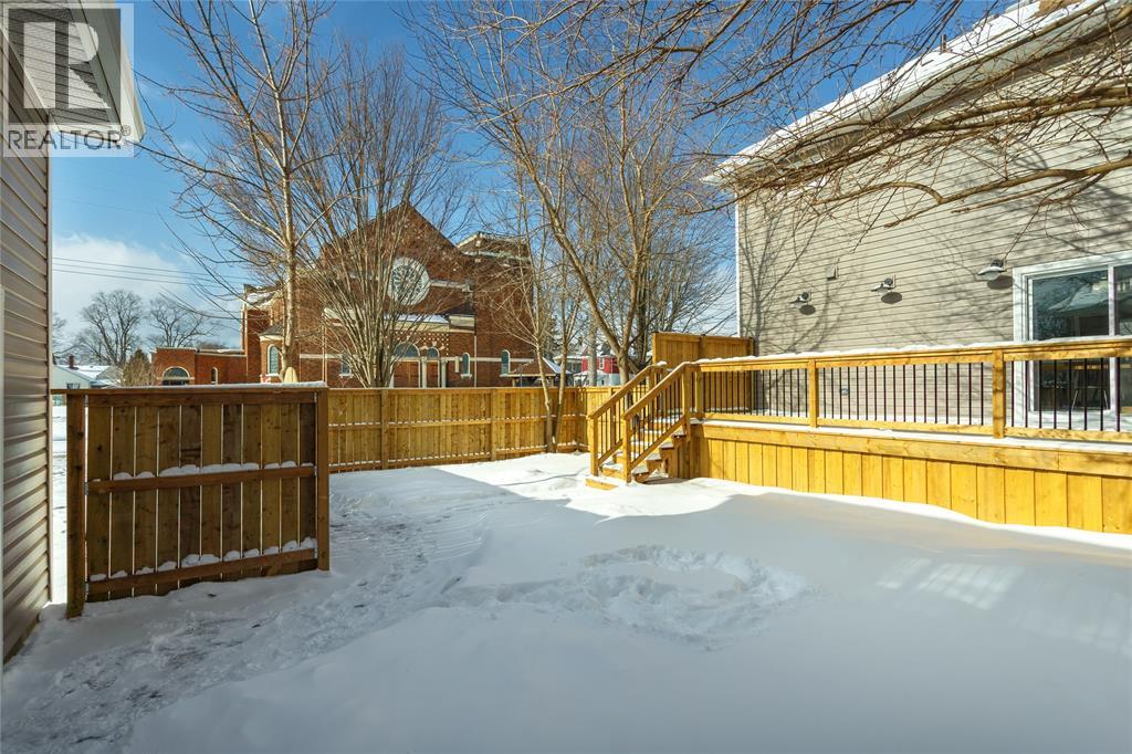 401 Devine Street, Sarnia, Ontario  N7T 1V6 - Photo 41 - 26001253