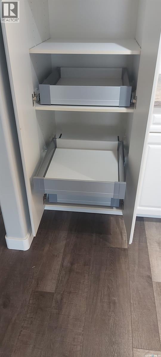 313 325 Keevil Crescent, Saskatoon, Saskatchewan  S7N 4R8 - Photo 5 - SK027368