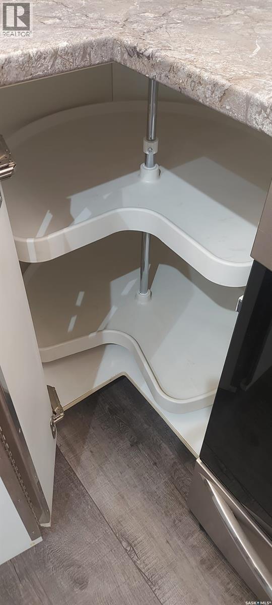 313 325 Keevil Crescent, Saskatoon, Saskatchewan  S7N 4R8 - Photo 6 - SK027368