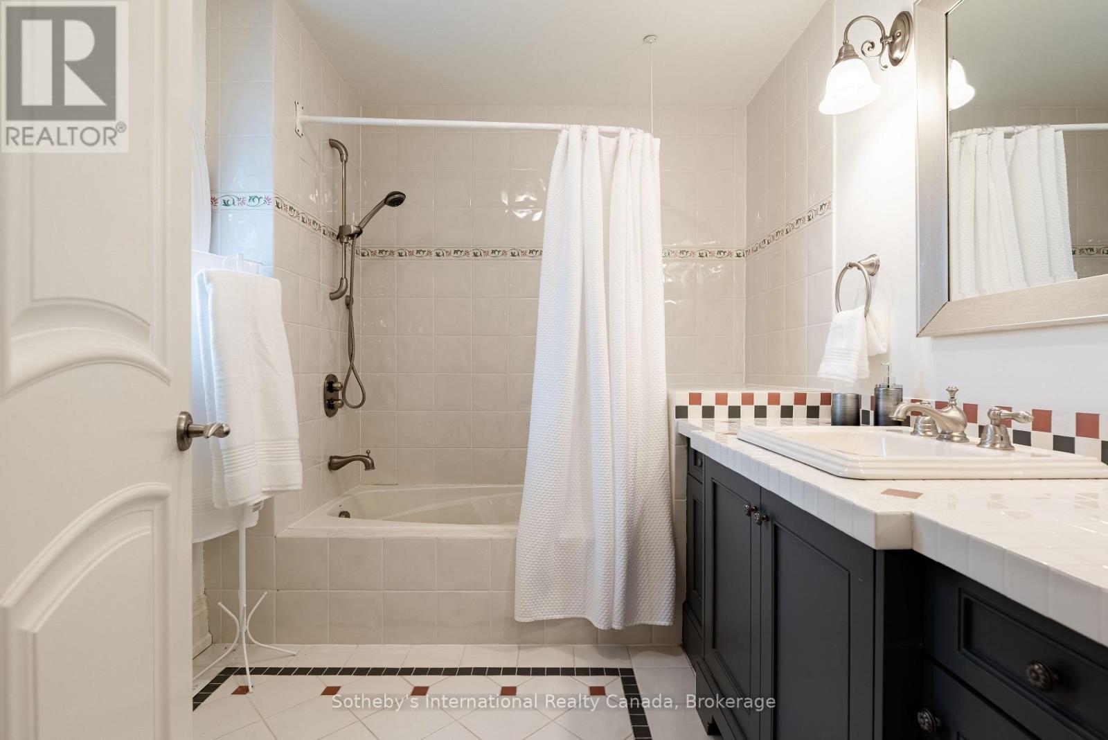 1106 Lavender Lane, Oakville, Ontario  L6J 1V2 - Photo 27 - W12728474