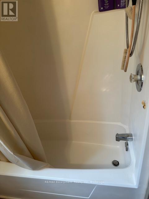 232 - 8845 Lundy's Lane, Niagara Falls, Ontario  L2H 1H5 - Photo 11 - X12728500