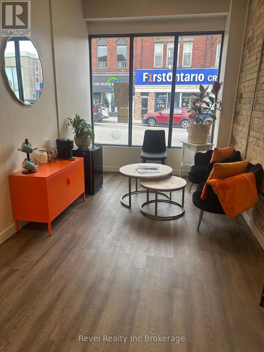 109 - 109 Thames Street S, Ingersoll, Ontario  N5C 2T3 - Photo 4 - X12728468