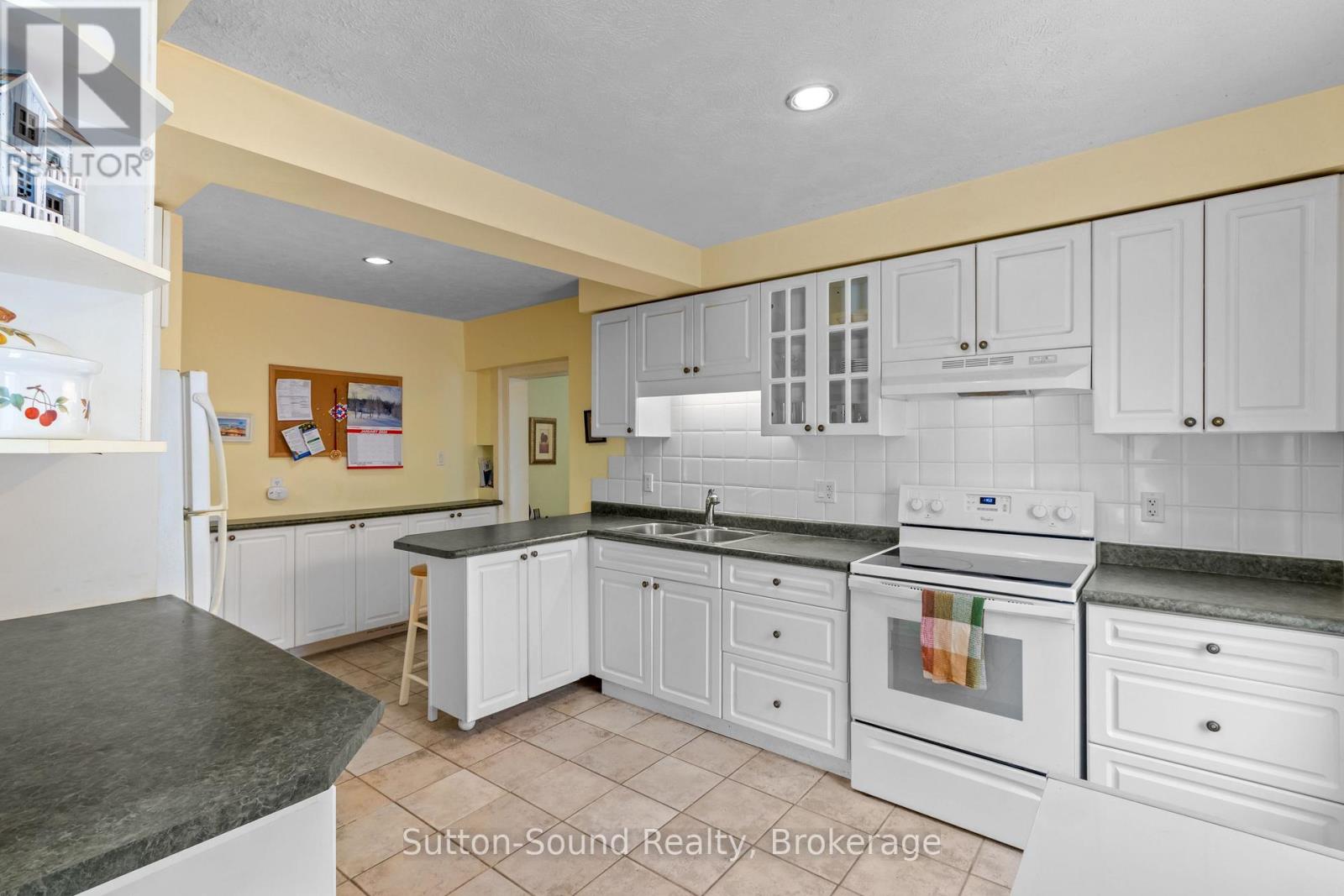 269 6th Street E, Owen Sound, Ontario  N4K 1E8 - Photo 13 - X12728458