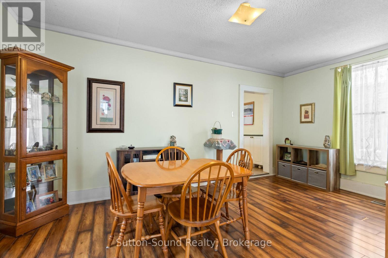 269 6th Street E, Owen Sound, Ontario  N4K 1E8 - Photo 8 - X12728458