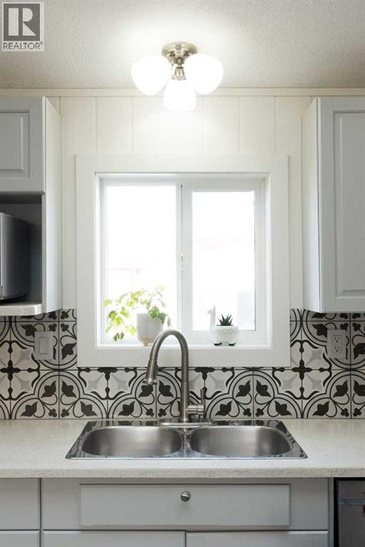 42 Noblefern Way Sw, Sundre, Alberta  T0M 1X0 - Photo 9 - A2280431