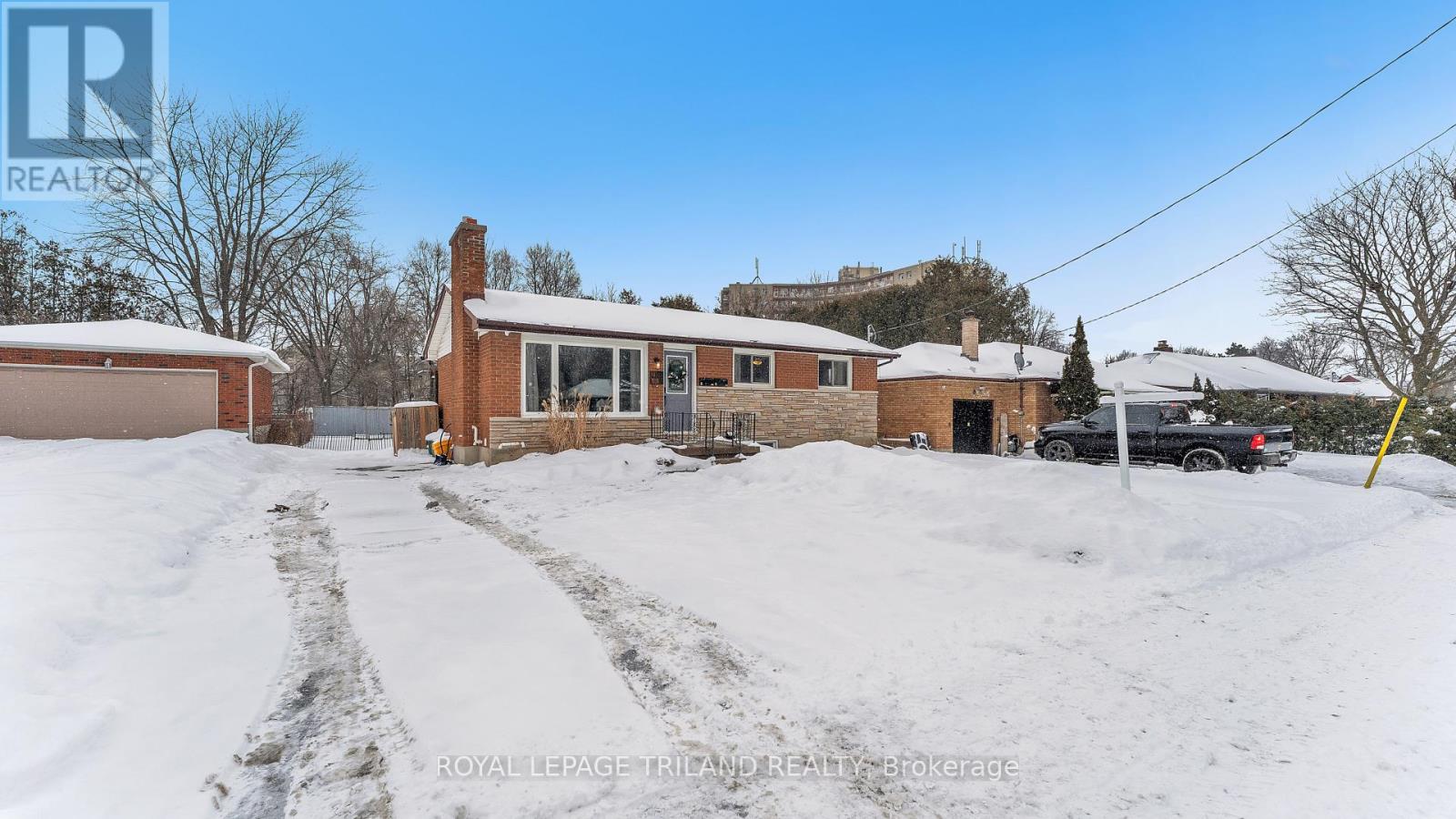 238 Mcnay Street, London East, Ontario  N5Y 1L4 - Photo 2 - X12728496