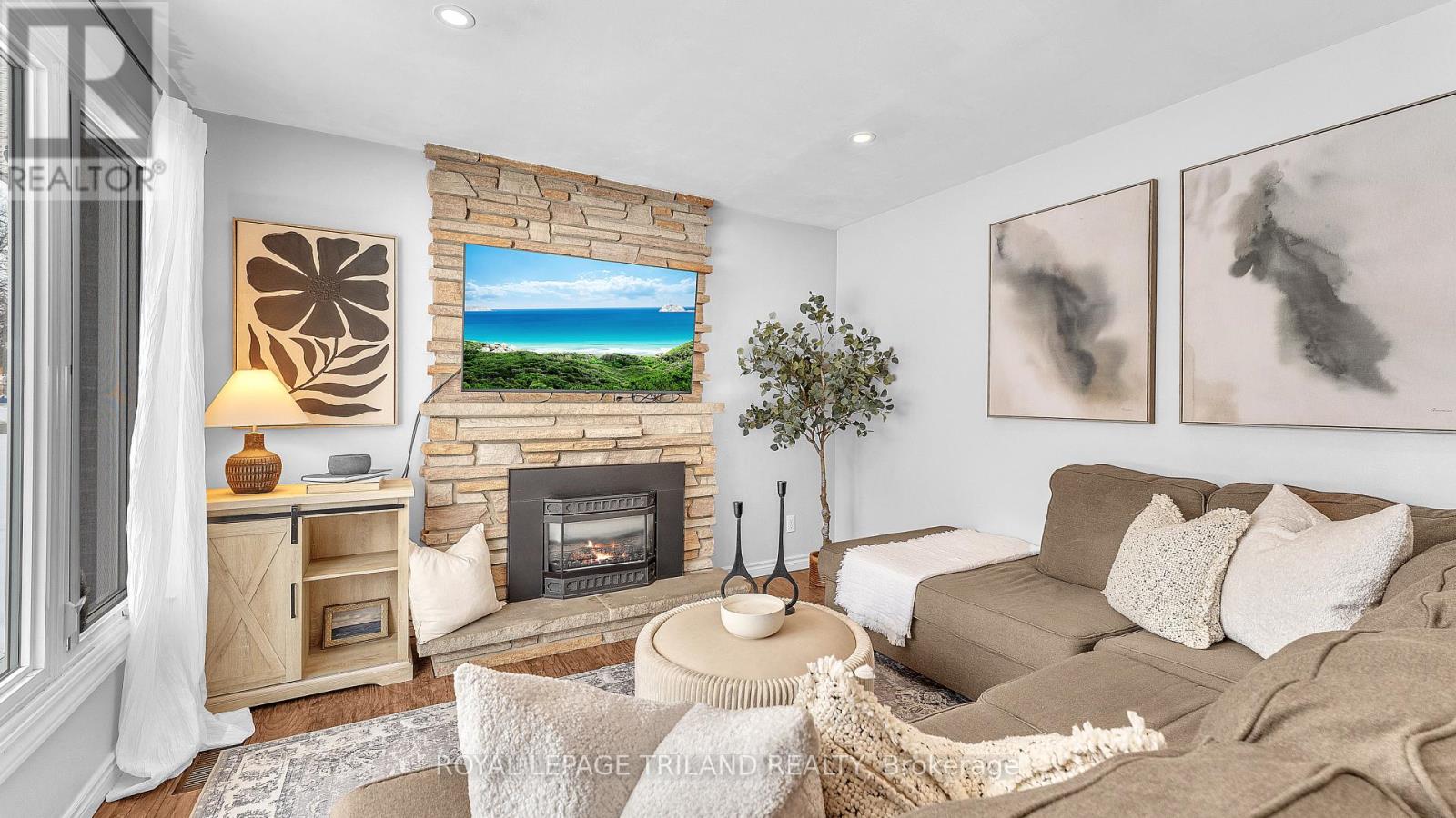 238 Mcnay Street, London East, Ontario  N5Y 1L4 - Photo 3 - X12728496