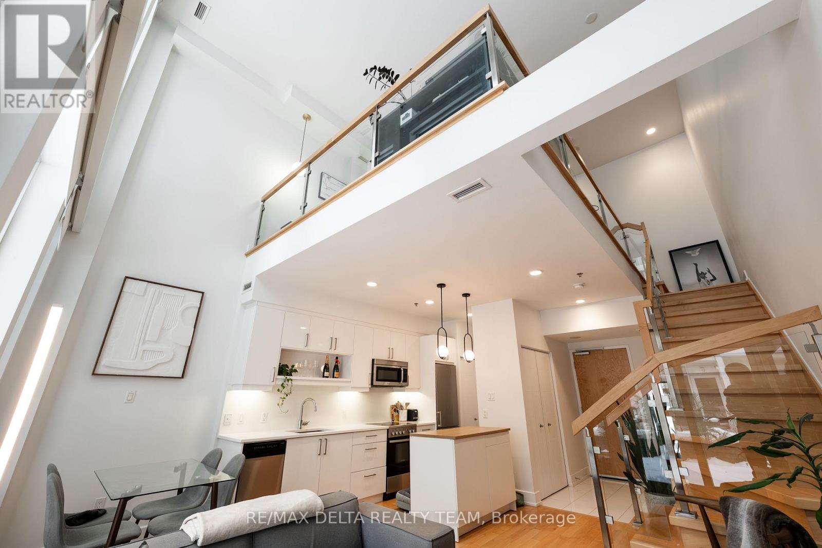 202 - 197 Lisgar Street, Ottawa, Ontario  K2P 0C3 - Photo 11 - X12728490