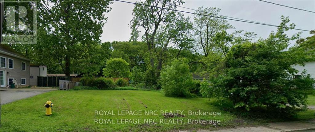 262 Cambridge Road W, Fort Erie, Ontario  L0S 1B0 - Photo 1 - X12728512