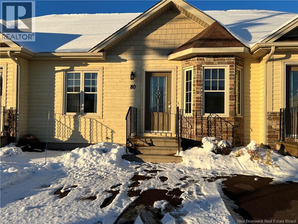 80 Lakeburn Avenue Unit# 102, Dieppe, New Brunswick E1A 0Y7 - Photo 2 - NB119870