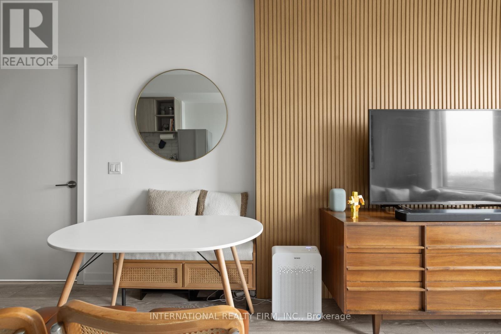 1602 - 2020 Bathurst Street, Toronto, Ontario  M5P 0A6 - Photo 2 - C12728464