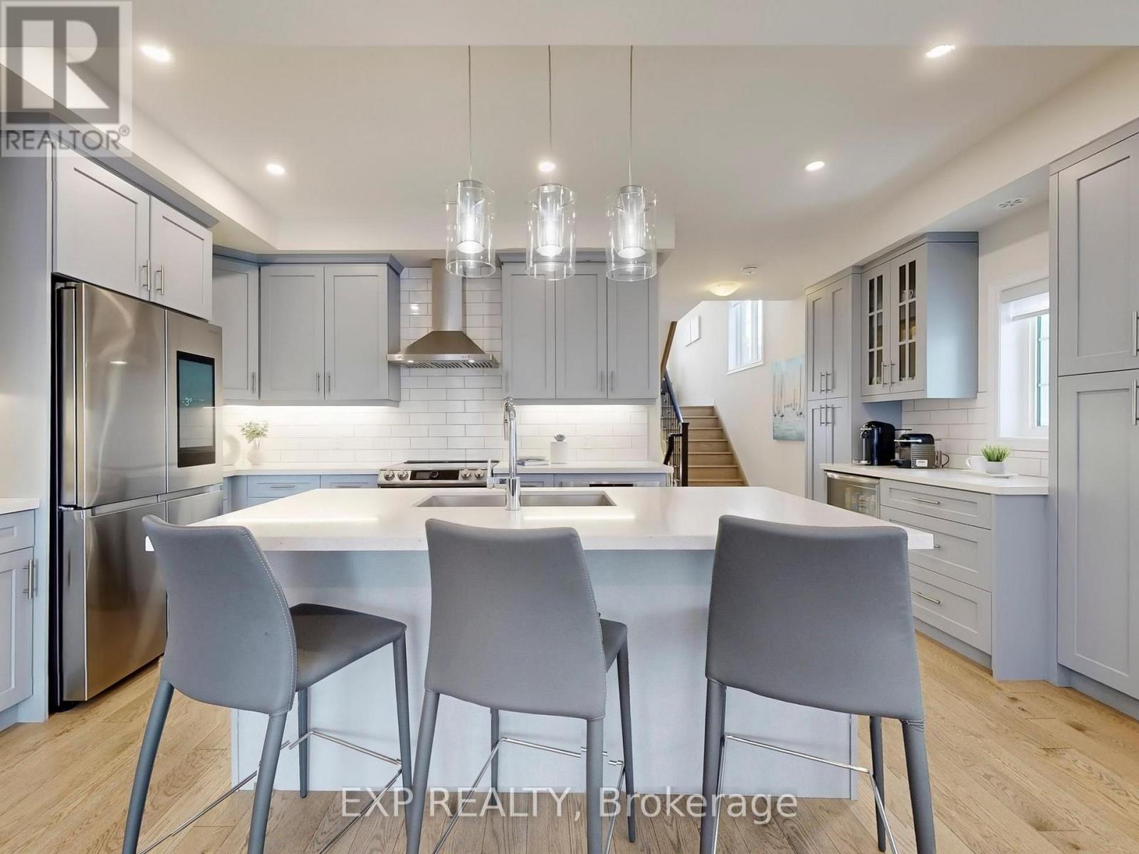 58 Elkington Crescent, Whitby, Ontario  L1P 0L7 - Photo 16 - E12728454