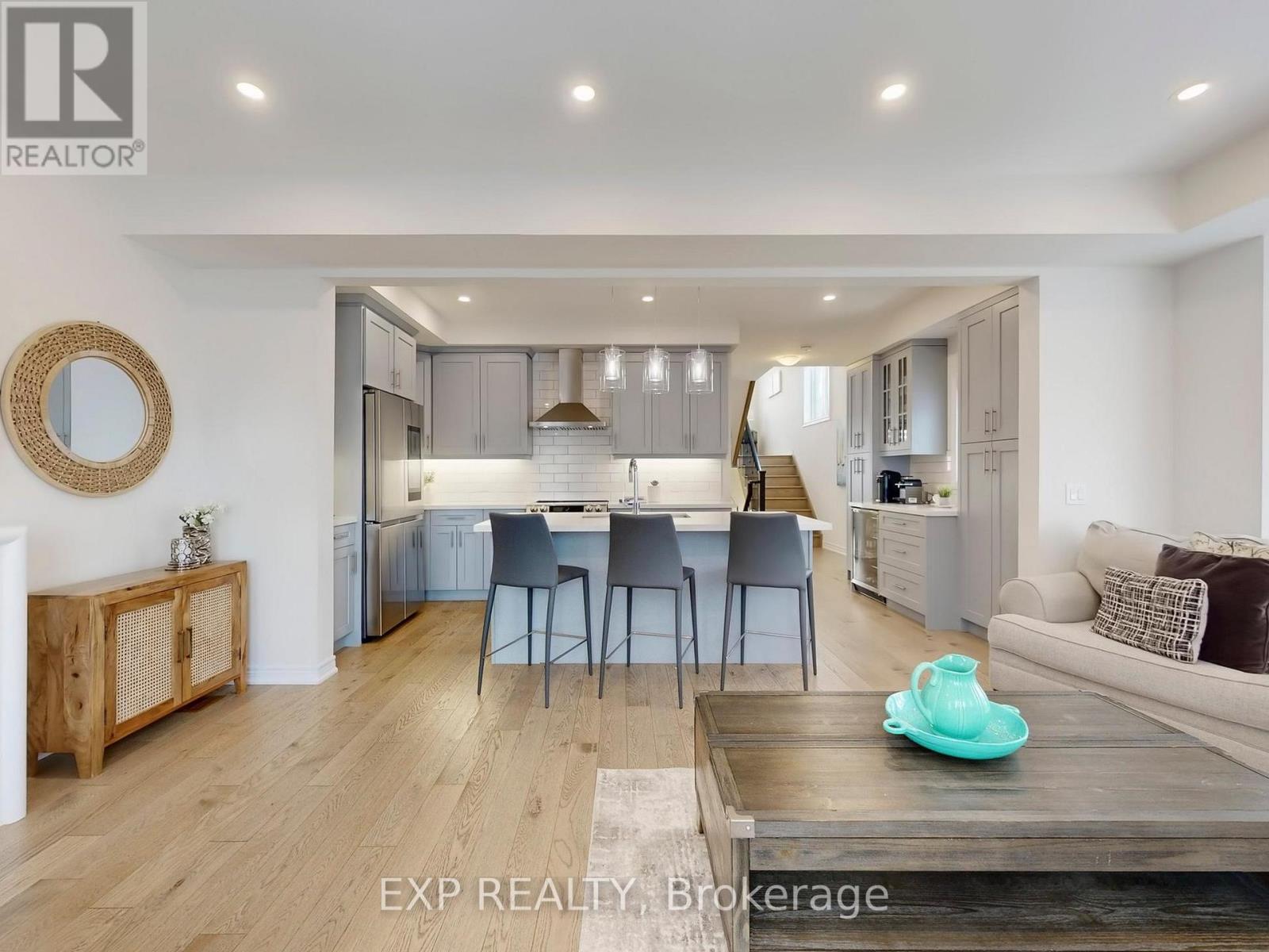 58 Elkington Crescent, Whitby, Ontario  L1P 0L7 - Photo 17 - E12728454