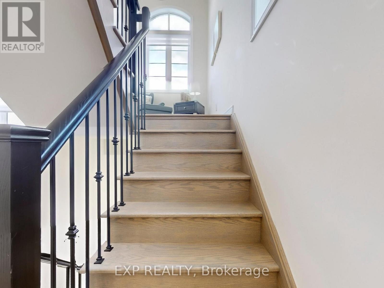 58 Elkington Crescent, Whitby, Ontario  L1P 0L7 - Photo 23 - E12728454