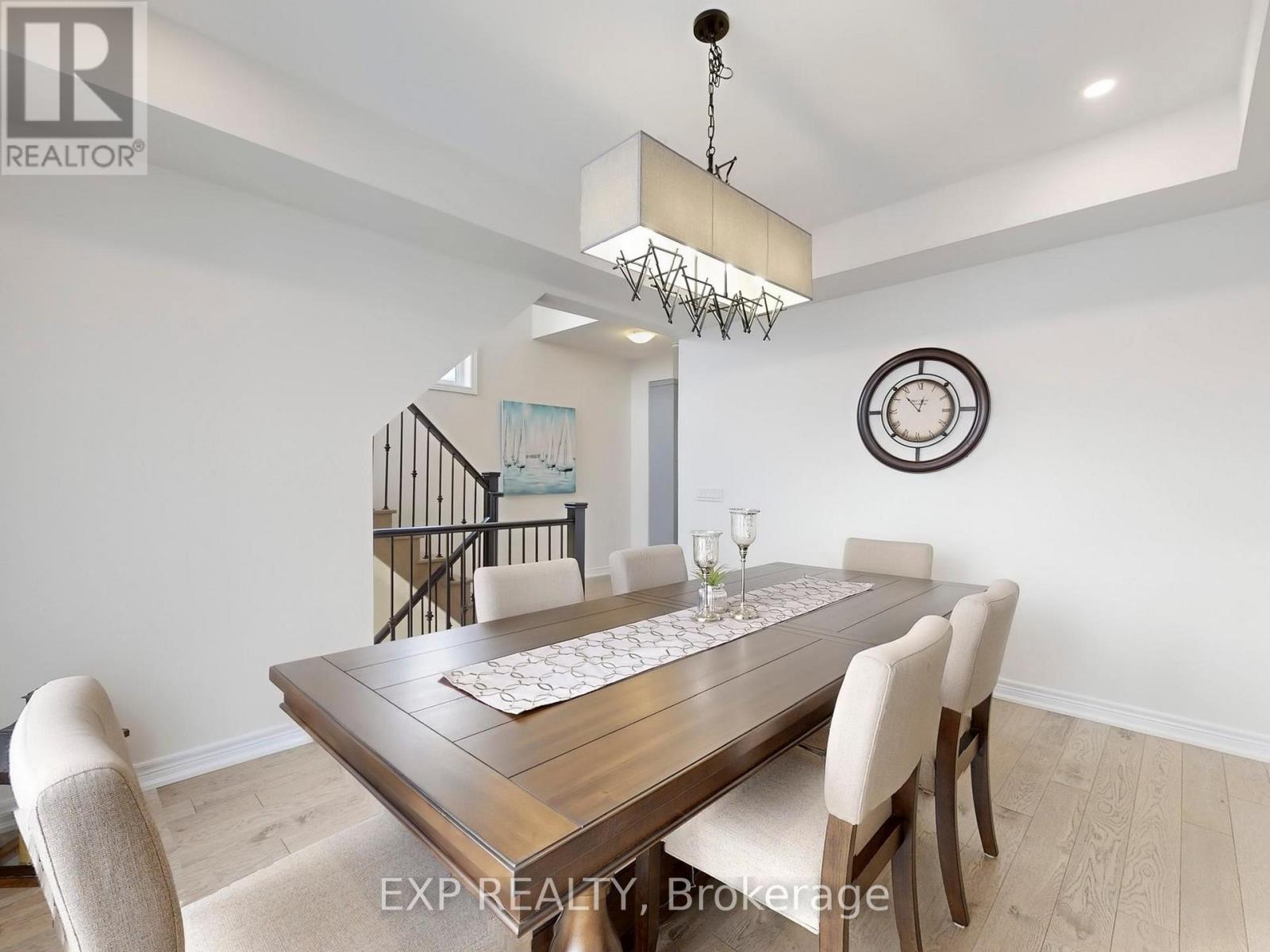 58 Elkington Crescent, Whitby, Ontario  L1P 0L7 - Photo 6 - E12728454