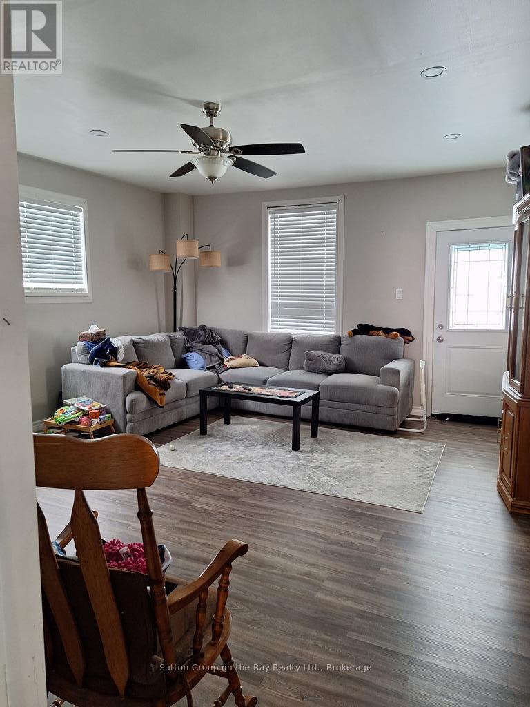 4154 County Road 24 Highway, Clearview, Ontario L0M 1P0 - Photo 9 - S12713826