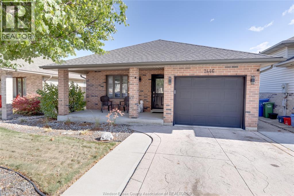 MLS# 26001895: 2446 GATWICK AVENUE, Windsor, Canada