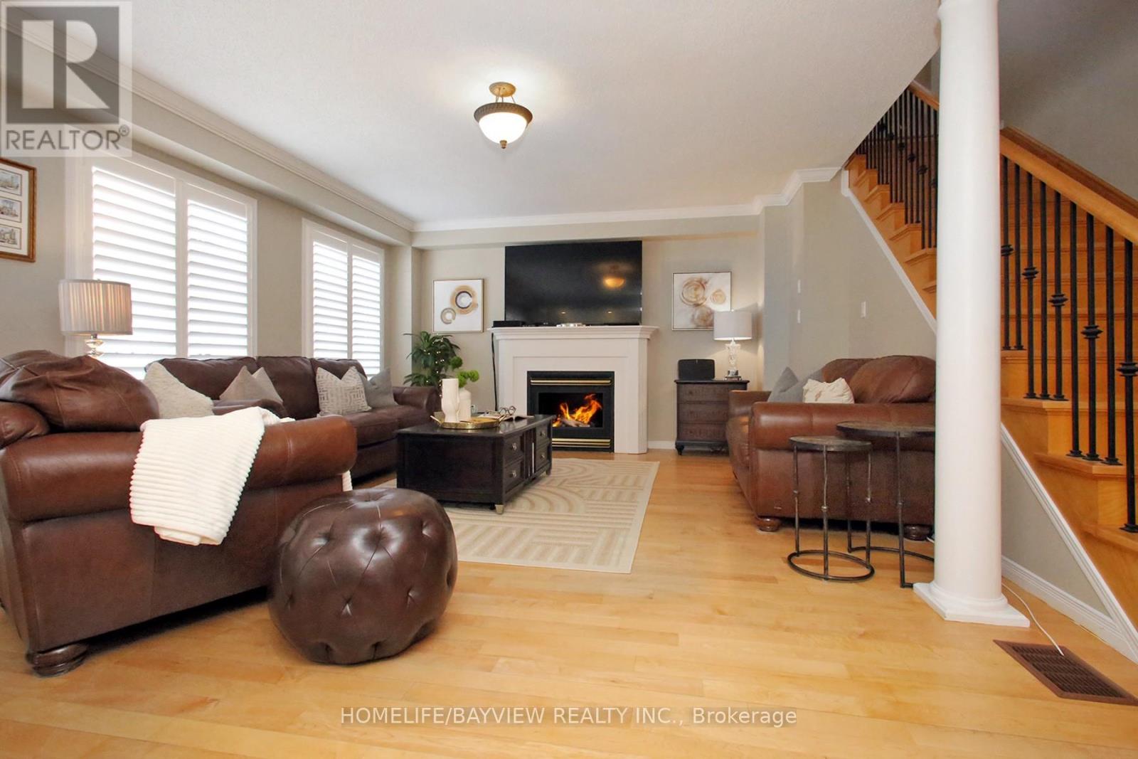 1513 Skyview Street, Oshawa, Ontario  L1K 2S3 - Photo 11 - E12719684