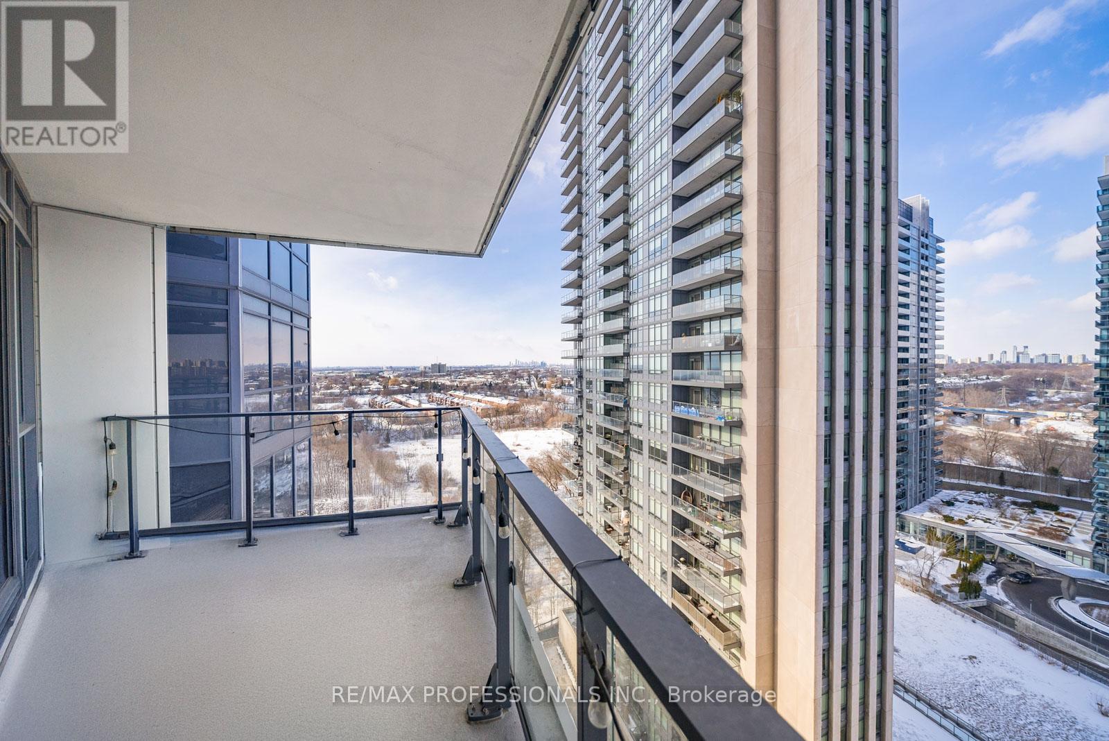 1705 - 10 Park Lawn Road, Toronto, Ontario M8Y 3H8 - Photo 15 - W12728466