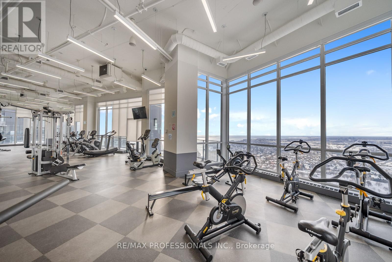 1705 - 10 Park Lawn Road, Toronto, Ontario M8Y 3H8 - Photo 17 - W12728466