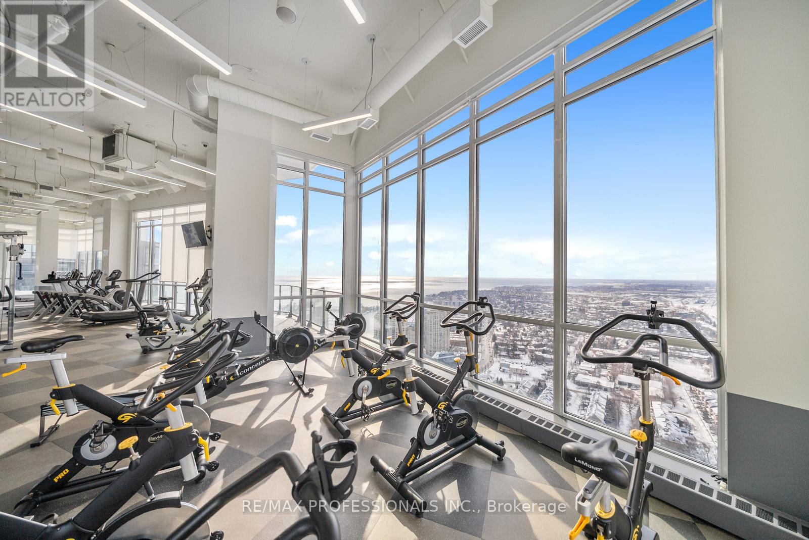 1705 - 10 Park Lawn Road, Toronto, Ontario M8Y 3H8 - Photo 19 - W12728466