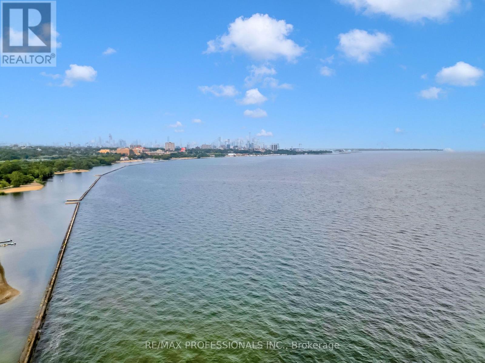 1705 - 10 Park Lawn Road, Toronto, Ontario M8Y 3H8 - Photo 34 - W12728466