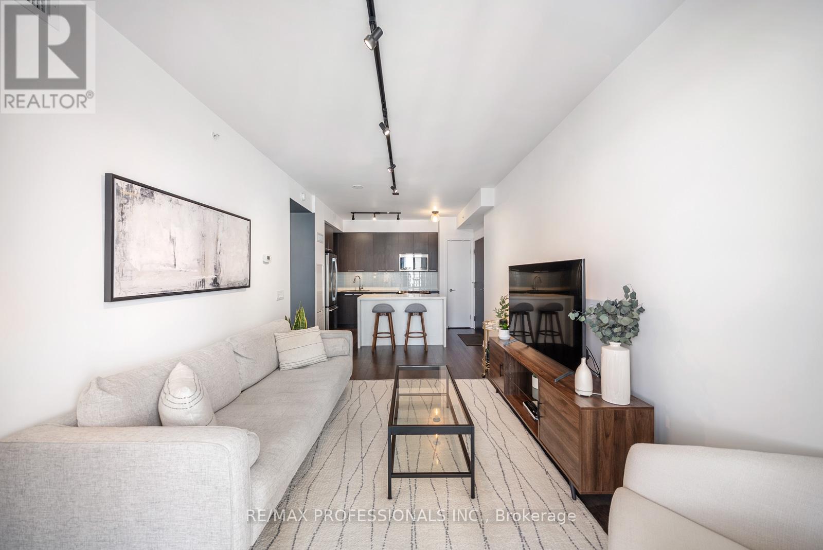 1705 - 10 Park Lawn Road, Toronto, Ontario M8Y 3H8 - Photo 9 - W12728466