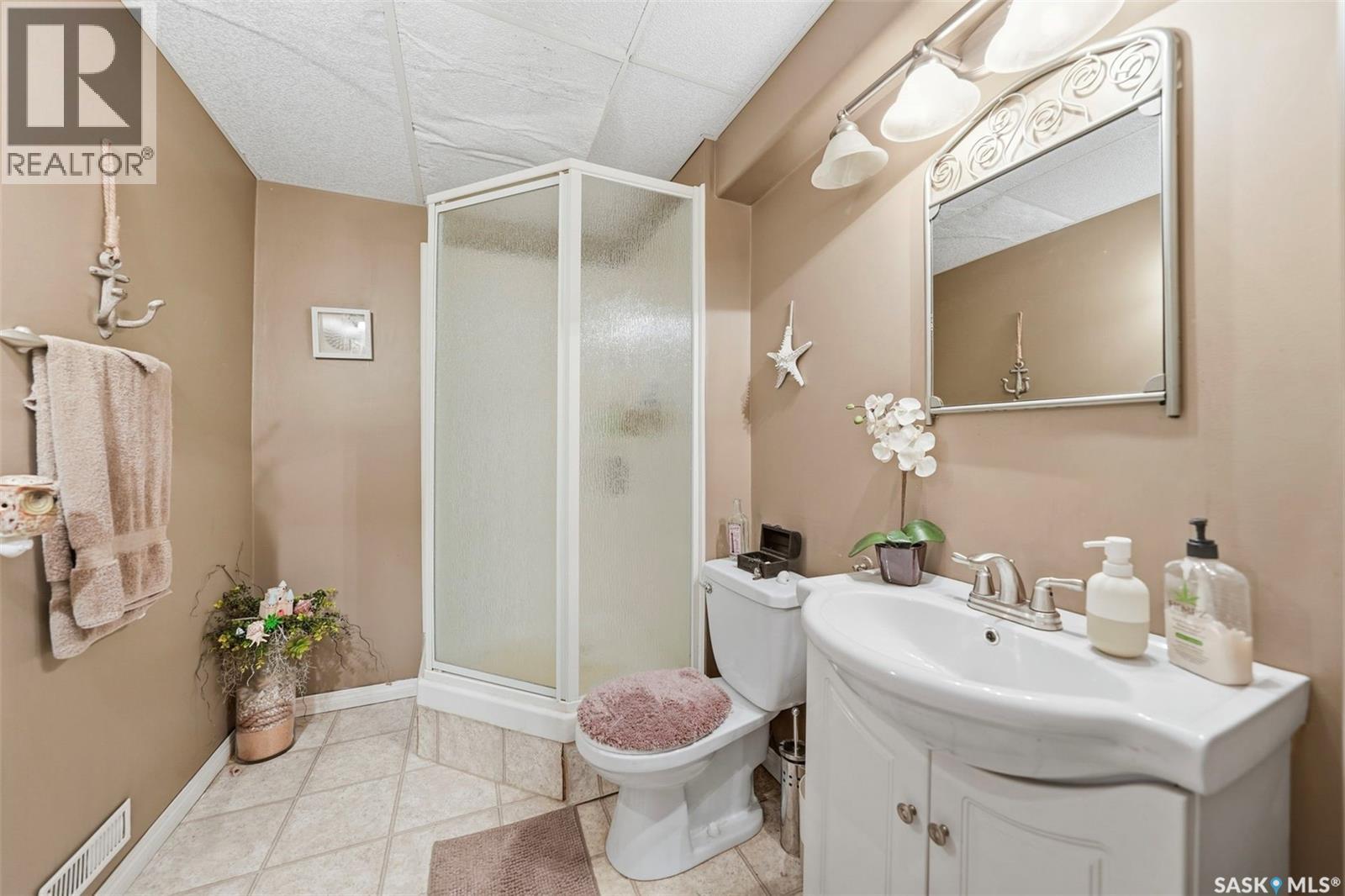 606 Giesbrecht Court, Martensville, Saskatchewan  S0K 2T2 - Photo 28 - SK027366