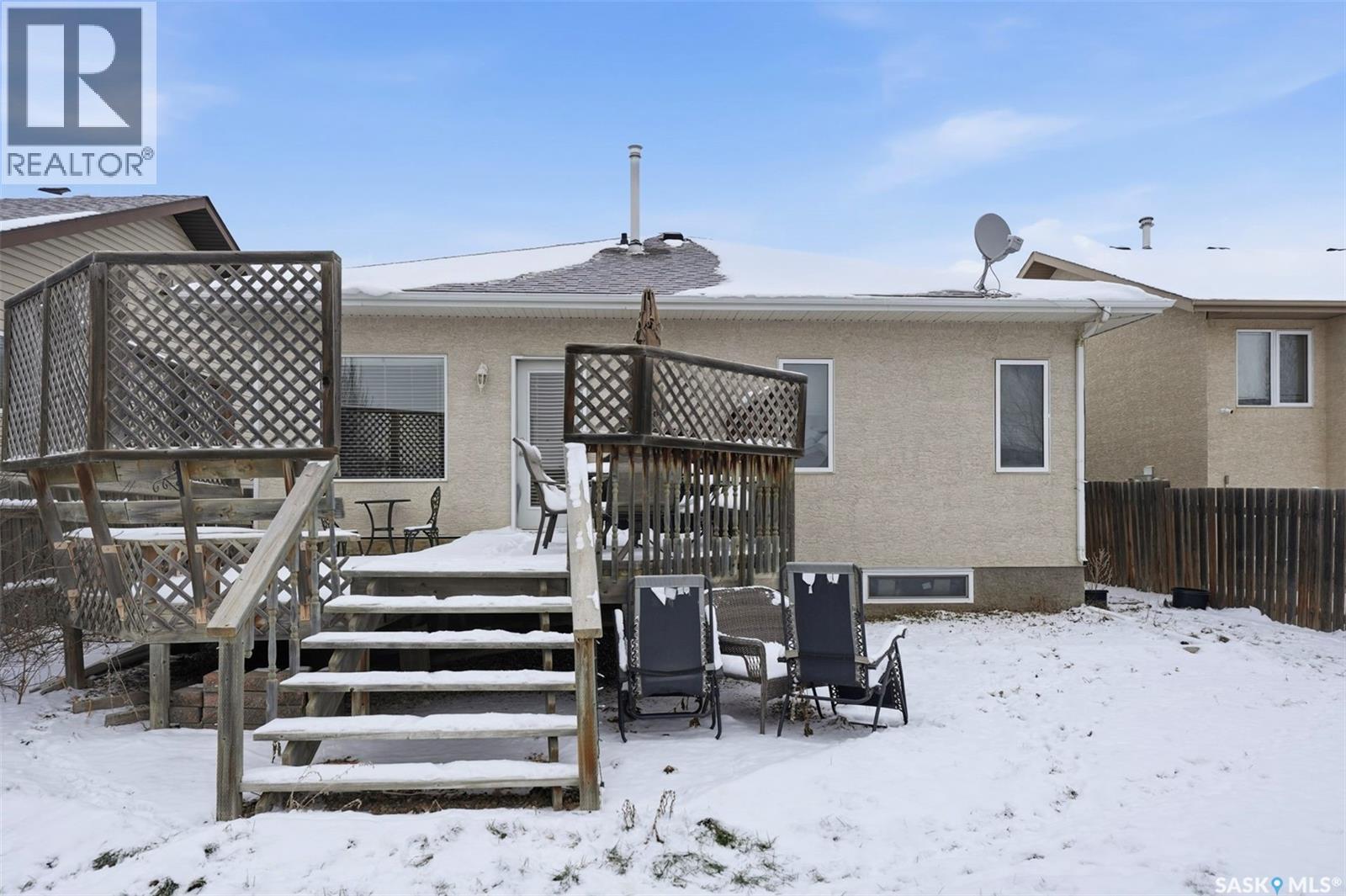 606 Giesbrecht Court, Martensville, Saskatchewan  S0K 2T2 - Photo 37 - SK027366