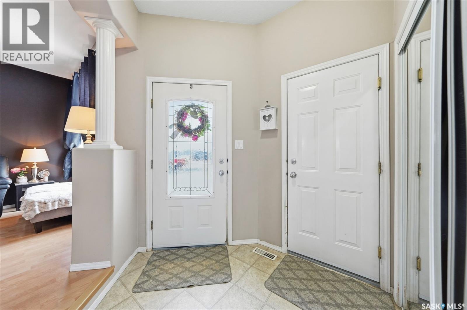 606 Giesbrecht Court, Martensville, Saskatchewan  S0K 2T2 - Photo 6 - SK027366