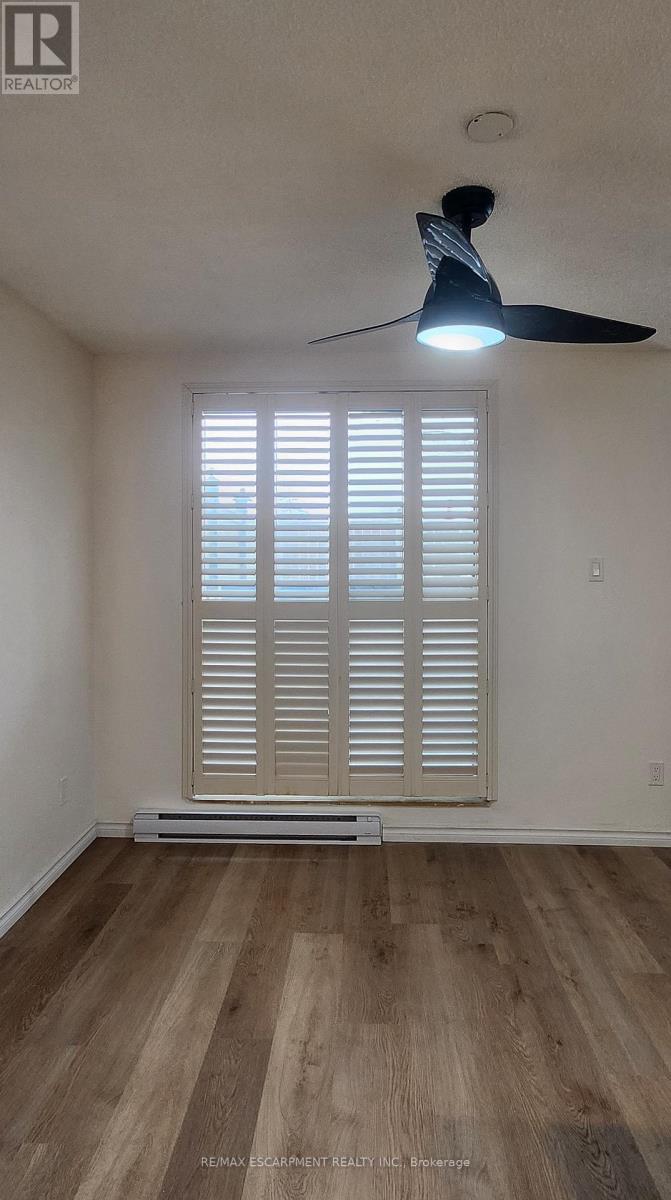 103 - 421 Fairview Drive, Brantford, Ontario  N3R 7M3 - Photo 20 - X12728494