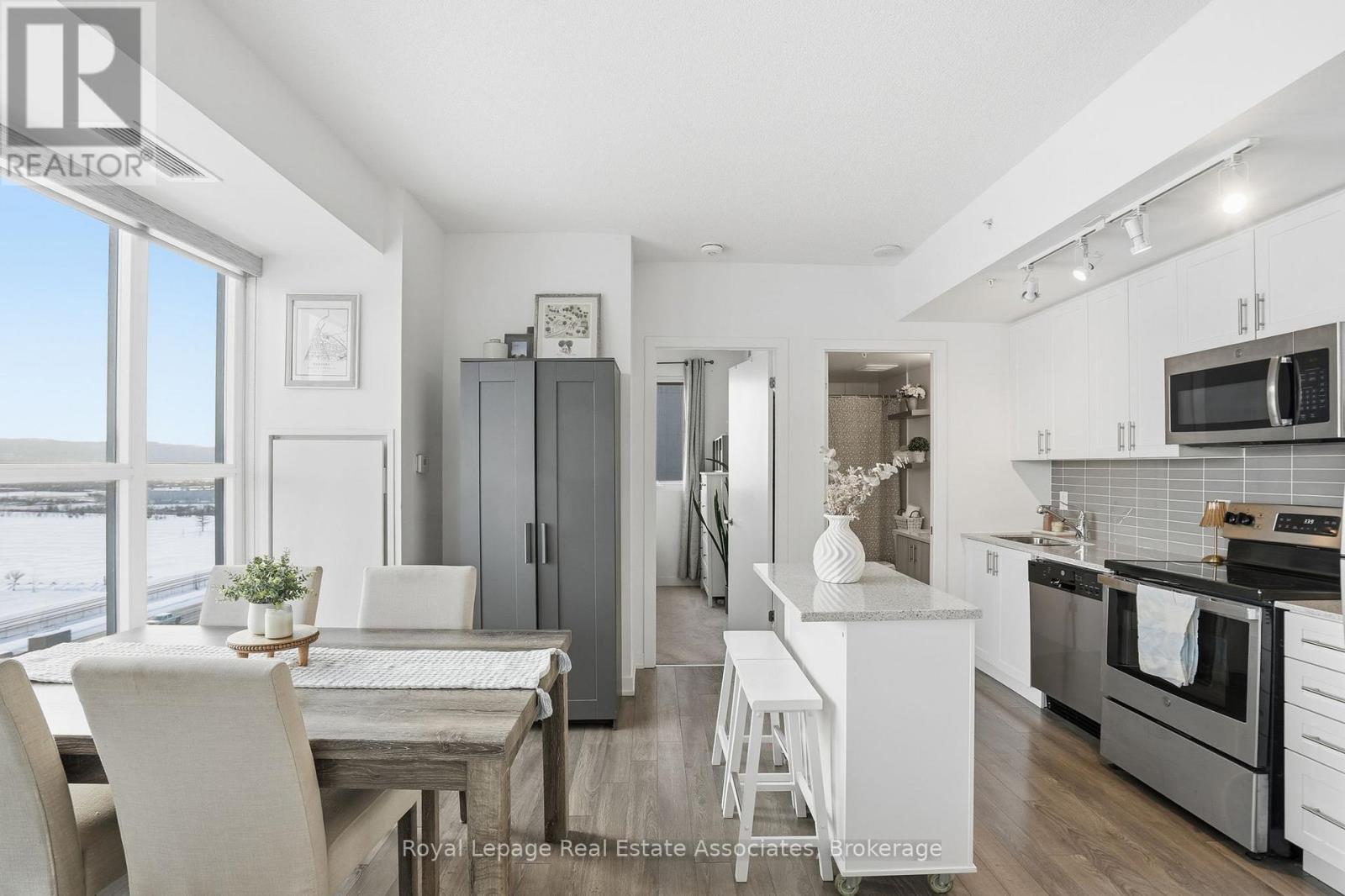 801 - 550 North Service Road, Grimsby, Ontario  L3M 0H9 - Photo 15 - X12728498