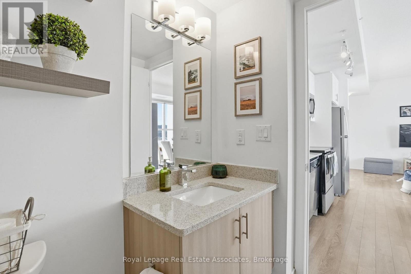 801 - 550 North Service Road, Grimsby, Ontario  L3M 0H9 - Photo 29 - X12728498