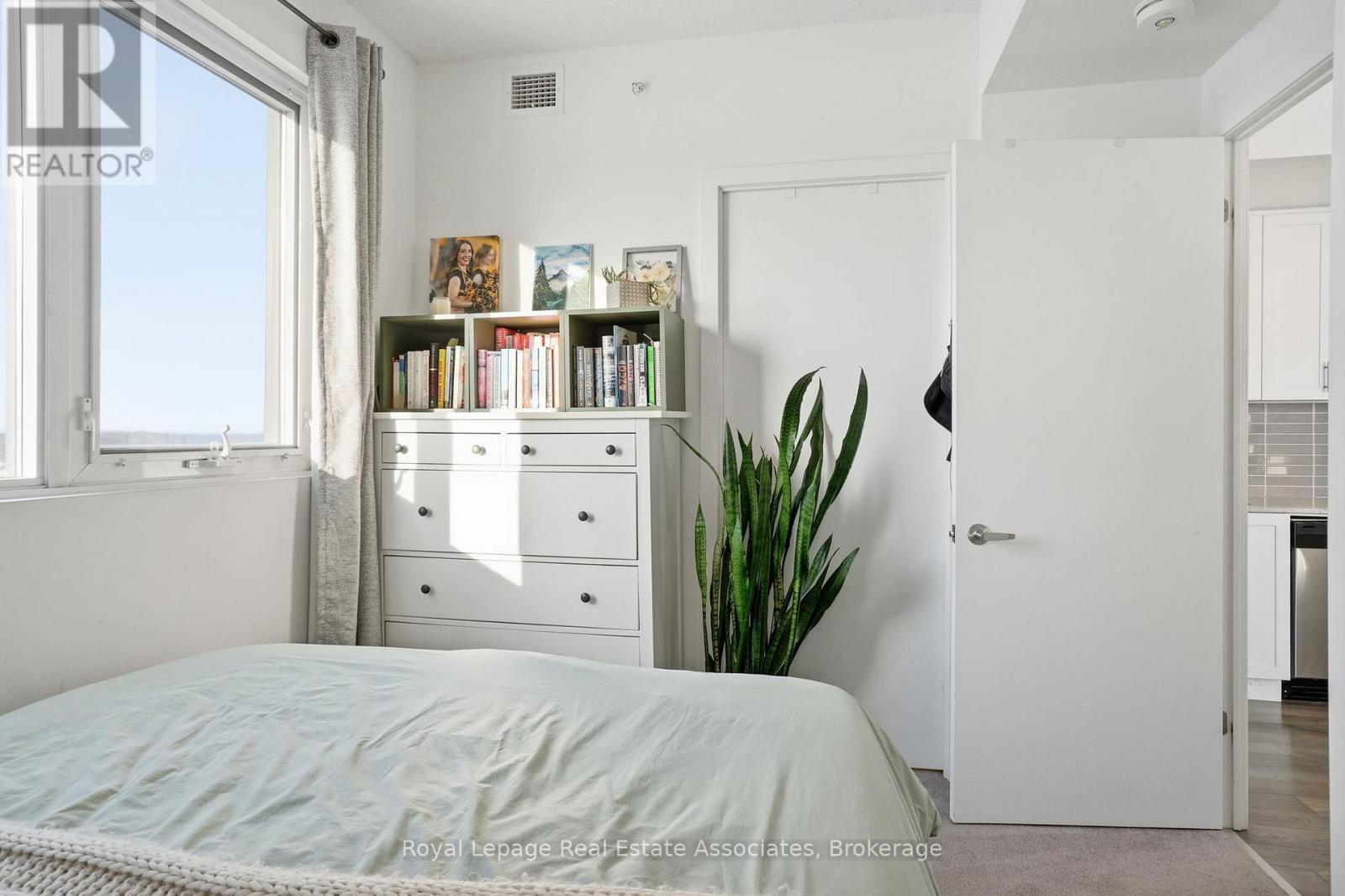 801 - 550 North Service Road, Grimsby, Ontario  L3M 0H9 - Photo 32 - X12728498