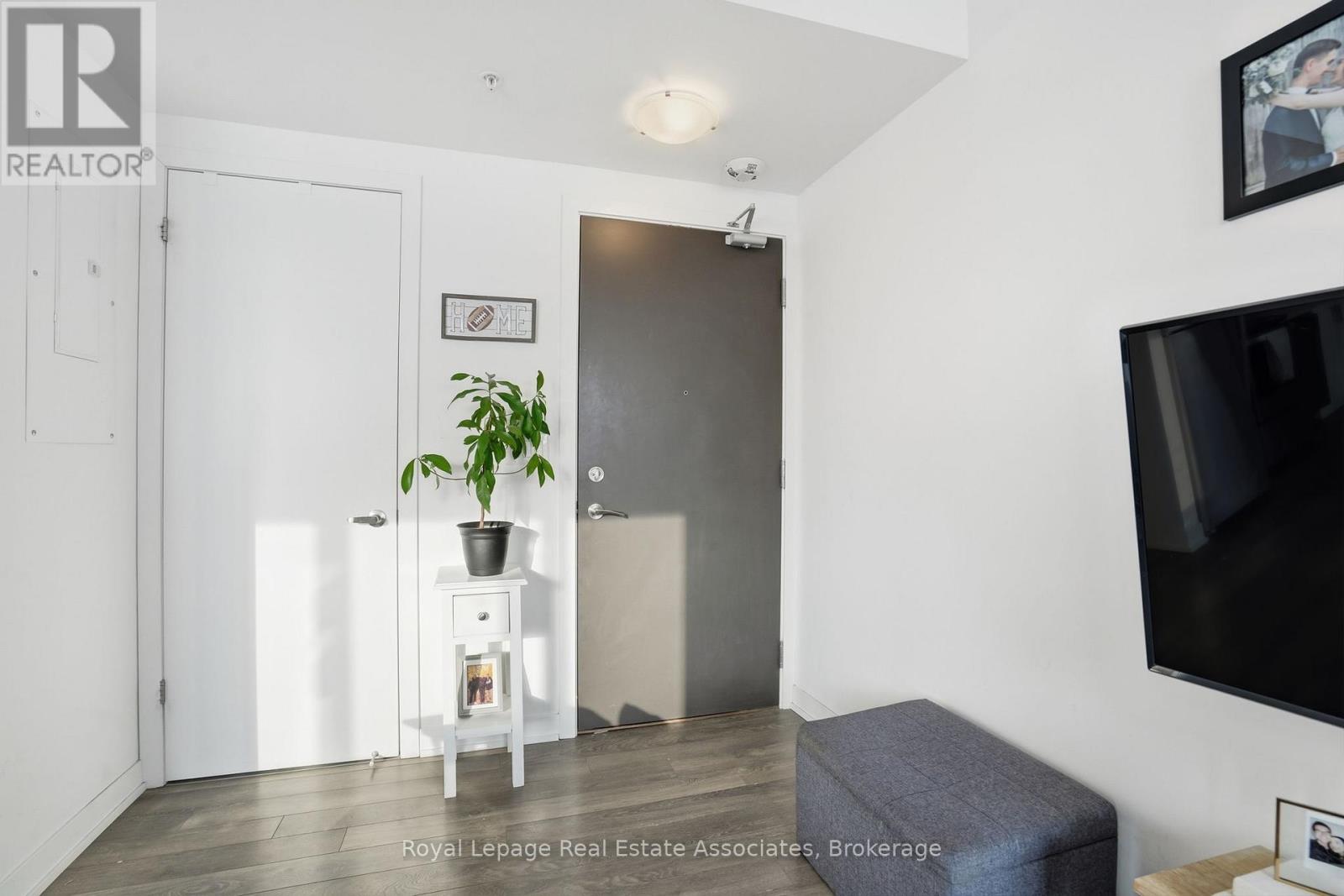 801 - 550 North Service Road, Grimsby, Ontario  L3M 0H9 - Photo 7 - X12728498