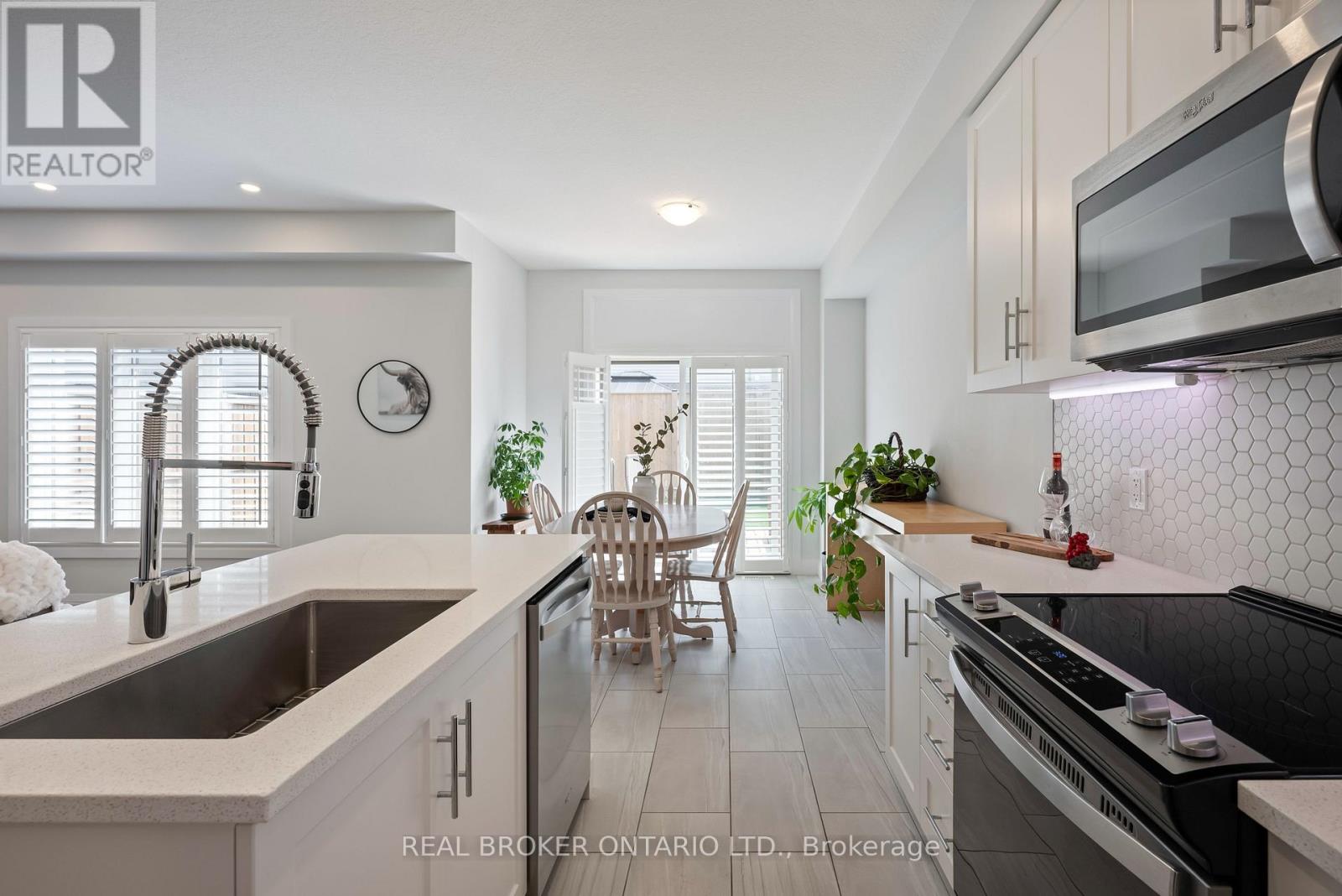 69 Miranda Path, Woolwich, Ontario  N3B 2C6 - Photo 14 - X12728516