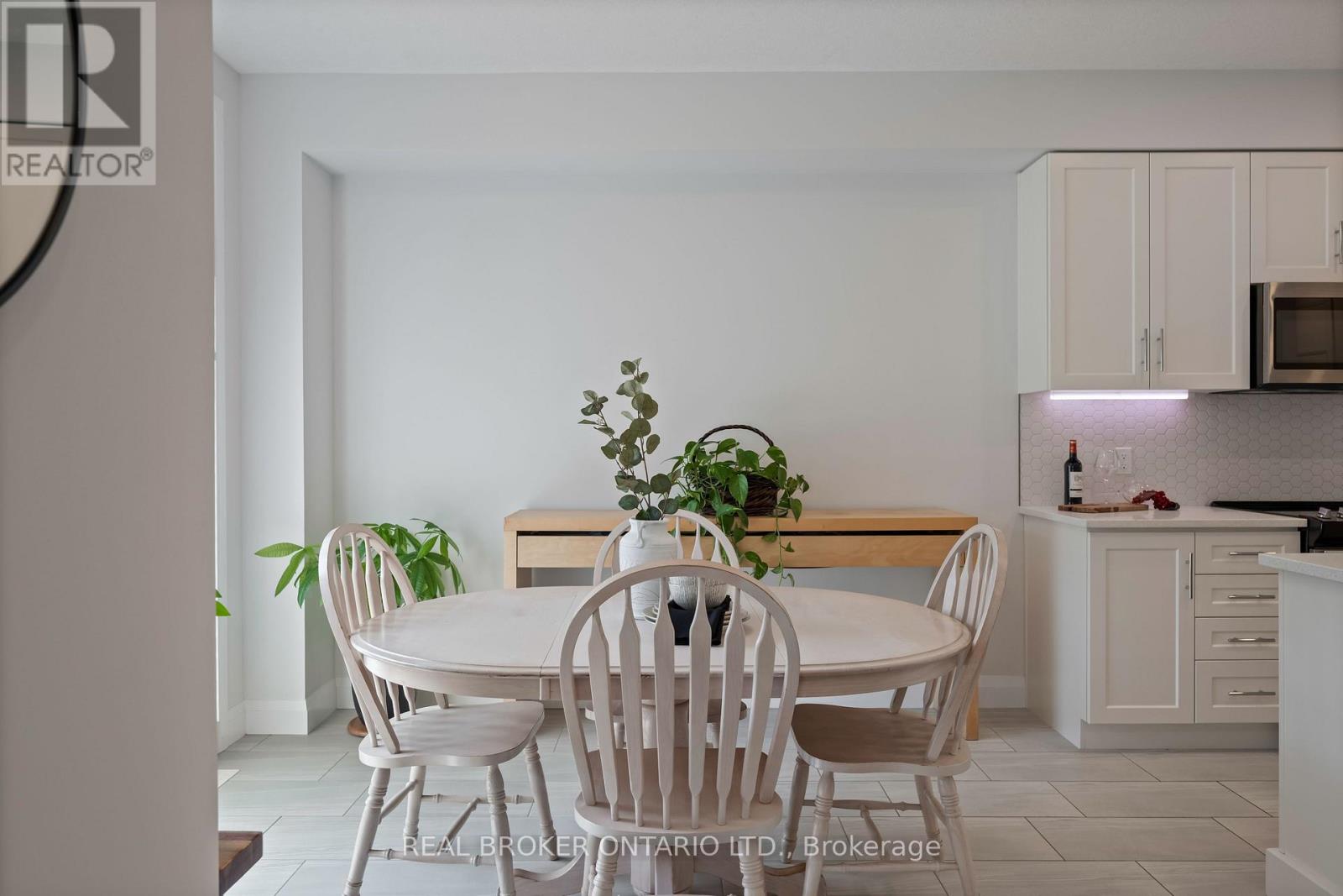 69 Miranda Path, Woolwich, Ontario  N3B 2C6 - Photo 17 - X12728516